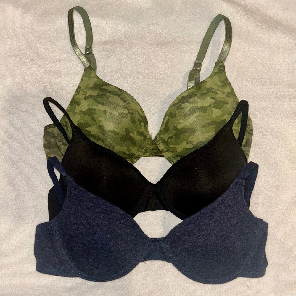 Brand new bundle of 2 tshirt bras, and 1 push up bra.